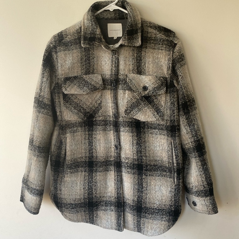 Thread & Supply Shacket - Picture 3 of 11